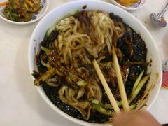 -芽庄中心购物广场