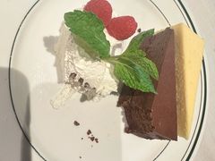 -Wolfgang’s Steakhouse 沃夫冈牛排馆(上海白玉兰广场店)