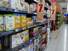 -家乐福(四元桥购物中心店)