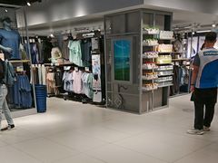 -迪卡侬(环球港店)