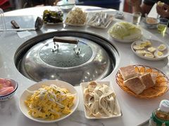 -丹水桥地锅鱼·翘嘴鲌·地方特色全鱼宴(丹江口大坝店)