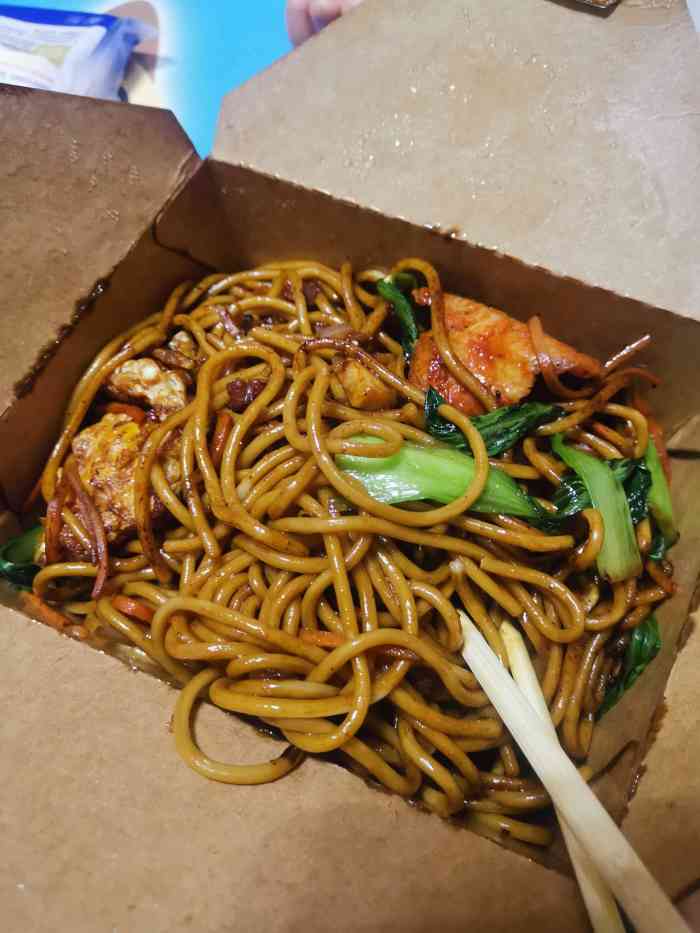 饭小妖·炒面炒饭-"每天中午都要点外卖吃,今天想吃炒面,闲逛.