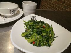 -龙巢盱眙龙虾·牛蛙·烧烤宵夜(八卦岭店)
