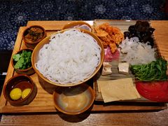 蒙自过桥米线-麦麦山云南菜(复地活力城店)