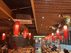 -野山舂·贵州现舂酸汤火锅(鸿通城店)