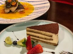 -Golden Lily河内巴黎法越料理餐厅(建国西路店)