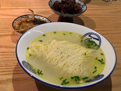 鸡汤银丝面-新万鑫银丝面·非遗无锡味(惠山古镇店)
