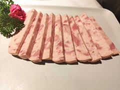 含大肉的特色午餐肉-煲宫猪肚鸡(晶品店)