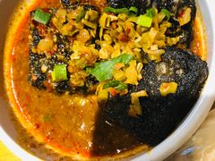 -霸蛮湖南菜·牛肉粉(荣京西街店)