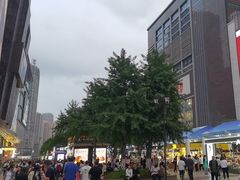-观音桥步行街