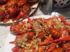 -金马门国际美食百汇(珞喻路店)