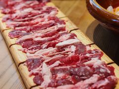 关岭现切小黄牛肉-野山舂·贵州现舂酸汤牛肉(东山店)
