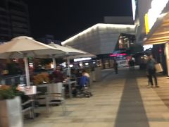 -易生活购物公园