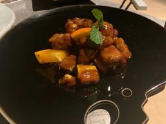 -穹六人间 people 6(岳阳路店)
