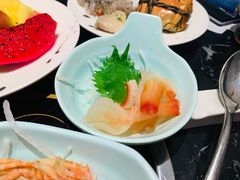 -淡尾·海鲜自助概念餐厅(虹桥南丰城店)