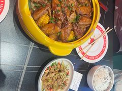 -多嘴超级肉蟹煲(杉杉国潮主题店)