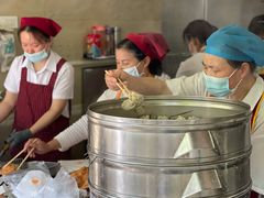 油饼包烧麦-家阳赵师傅油饼包烧麦(粮道街店)