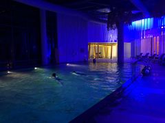 -上海滴水湖皇冠假日酒店