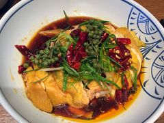 -云海肴·汽锅鸡·云南菜(天山百盛优客店)