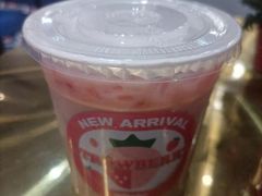 草莓牛乳茶-milkplus·泰式奶茶(较场东路店)