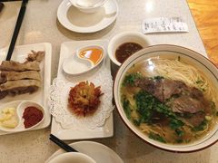 牛肉面-伊祥·敦煌楼