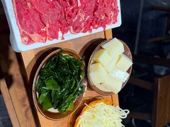 -黔有有贵州酸汤夺夺粉火锅(五味十字店)