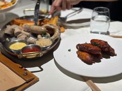 -MONICH牛排融合餐厅(和义大道购物中心店)