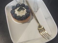 -UNI UNI(环亚凯瑟琳店)