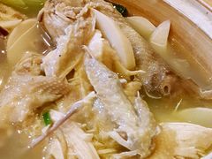 土鸡煲-乌镇黄金水岸度假酒店