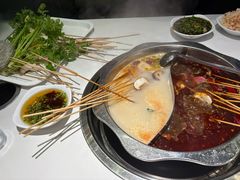 -佰人王串串香火锅(洋珠巷店)