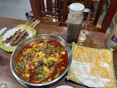 -乡土黄·鲜牛肉火锅·小龙虾(兴业街店)