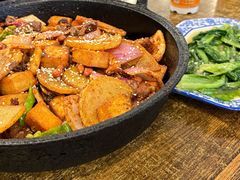 -老钟家烤羊排·敦伊阁清真餐厅胡羊焖饼