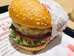 -The Habit Burger Grill 哈比特汉堡(爱琴海店)