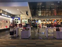 -王权免税店(普吉机场店)