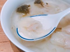 鲜肉小馄饨-景芳周大姐(国大城市广场店)