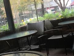 -玛格萝妮比萨屋(四平店)