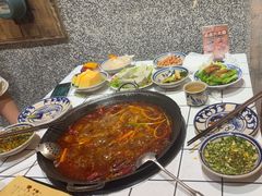 -旧街市鲜货老火锅(大光路店)