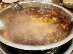 -肖肖酸萝卜鱼火锅(总店)