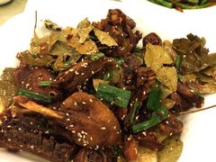 康师傅香叶鸭-唐师傅湘西名菜馆(武陵路店)