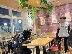 -必胜客(WOW昙华林店)