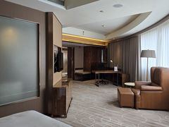 -昆明中心皇冠假日酒店