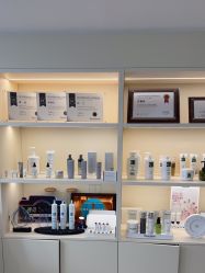 -JNK皮肤管理中心