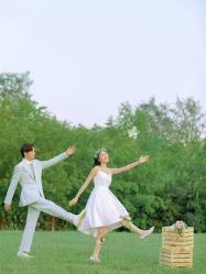 -唯一视觉婚纱摄影(李家村店)