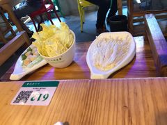 -小小河边鱼(天润城店)
