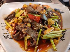 -肖四女乐山跷脚牛肉(世博源店)