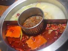 -佬土鹅肠火锅(中建大观店)