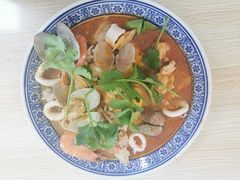 -亚忠小吃店(曾厝垵店)