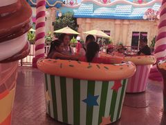 -七彩云南欢乐世界