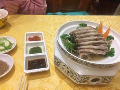 手把羊肉-德乐海蒙餐
