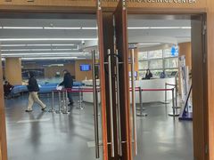 -上海市公安局徐汇区出入境管理局